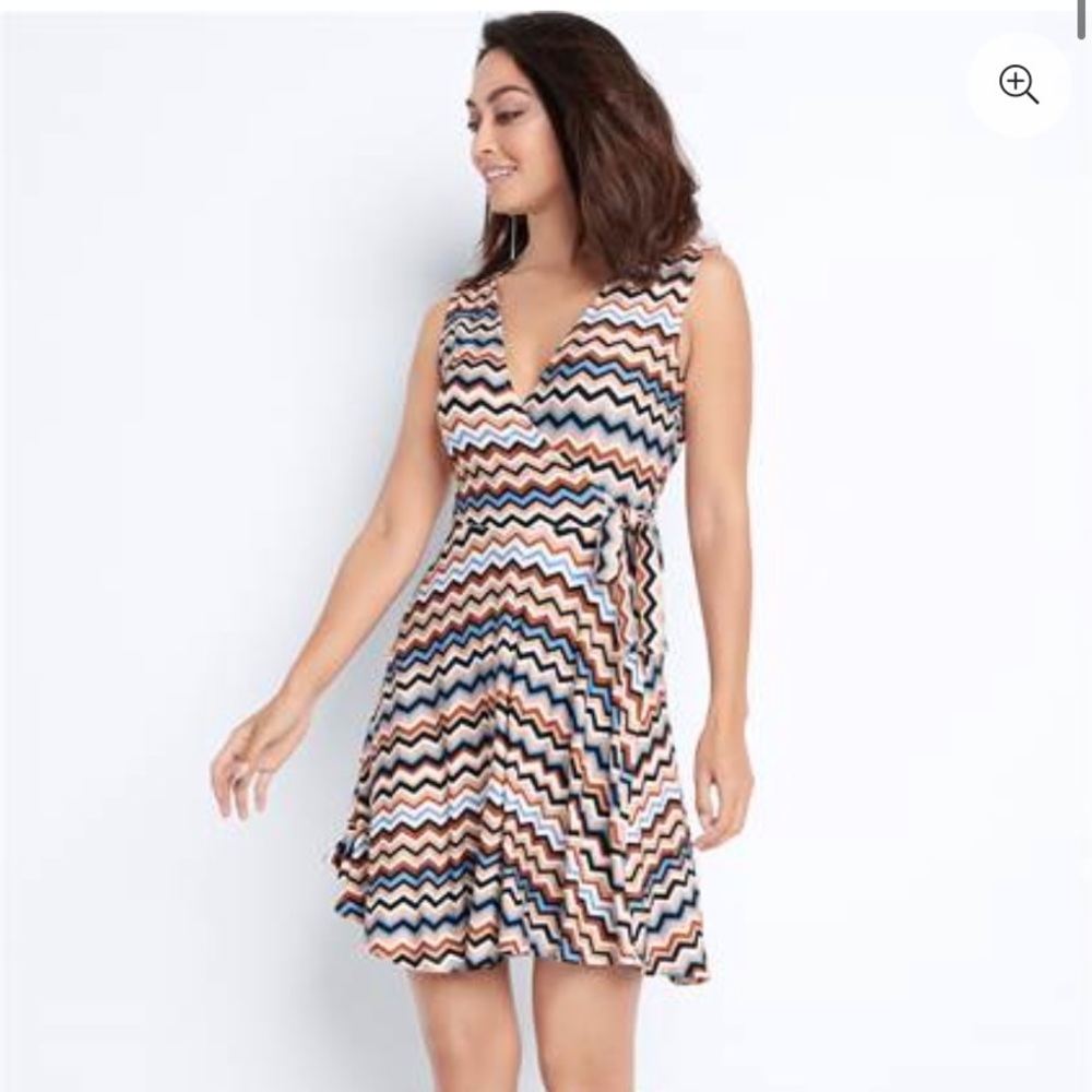 Venus Chevron Faux-Wrap Sleeveless Dress